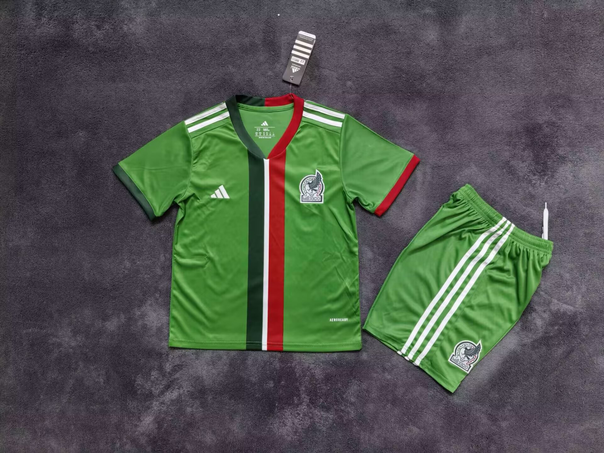 20-25Kids kits Mexico home