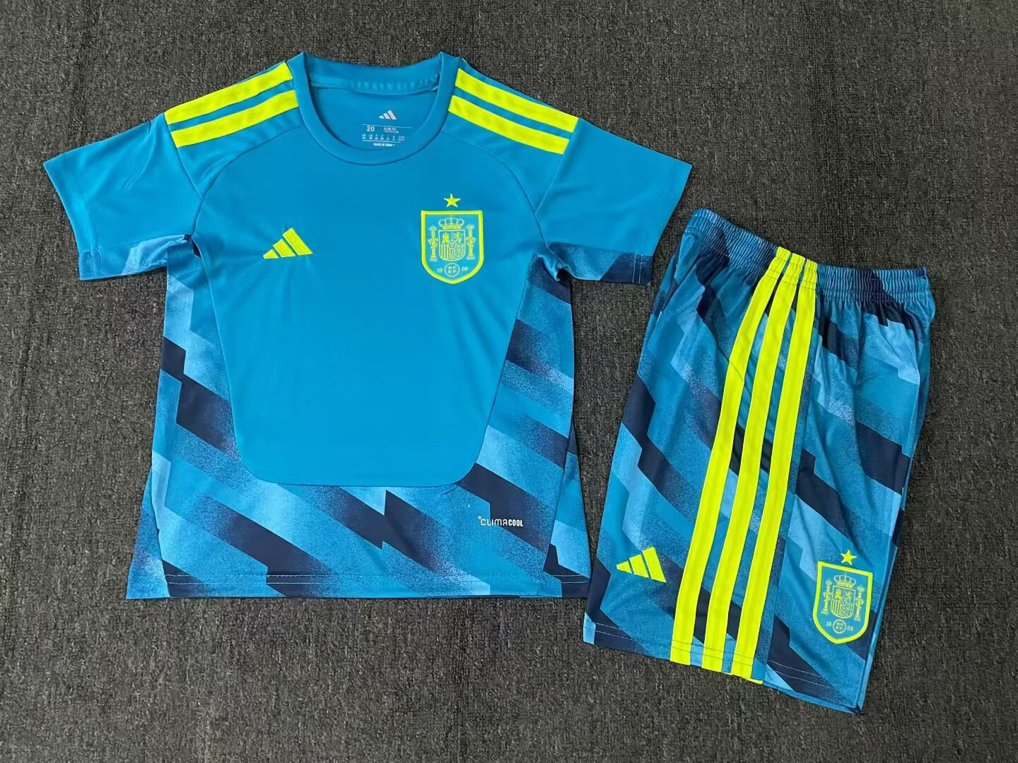kids Kits 26/27 Spain goalkeeper blue
