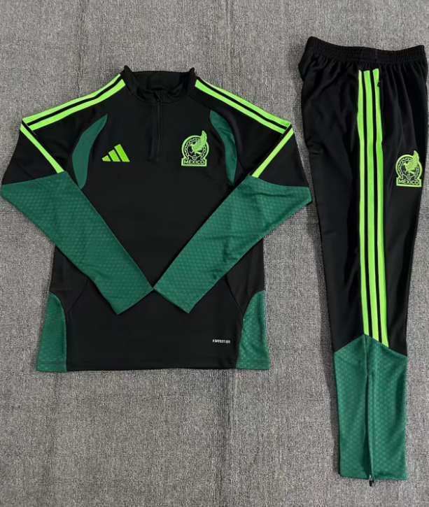 26/27 kid half Mexico Black Tracksuit
