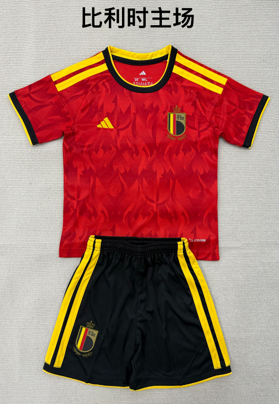 Adults kits 26/27 Belgium home
