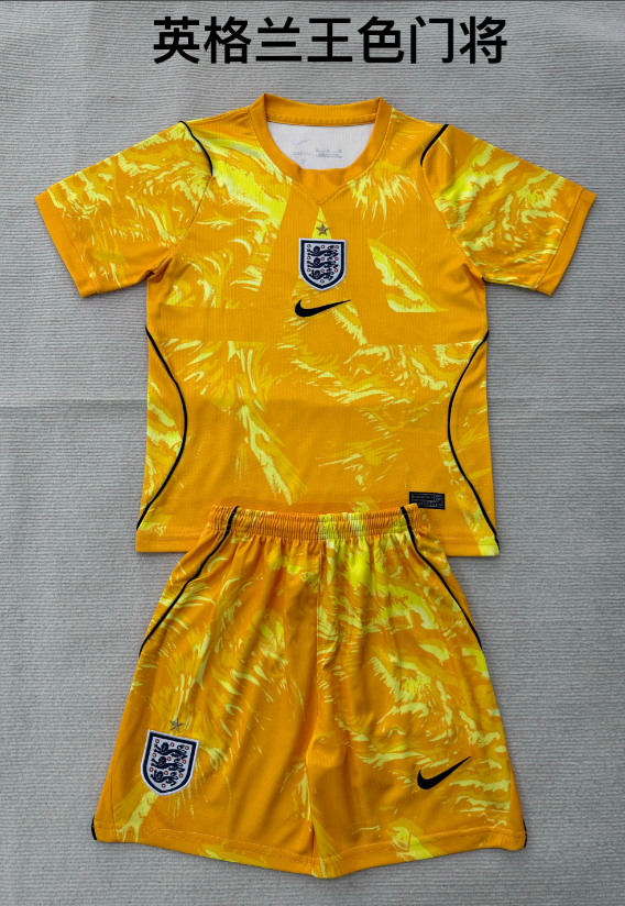 kids Kits 26/27 England King's goalkeeper