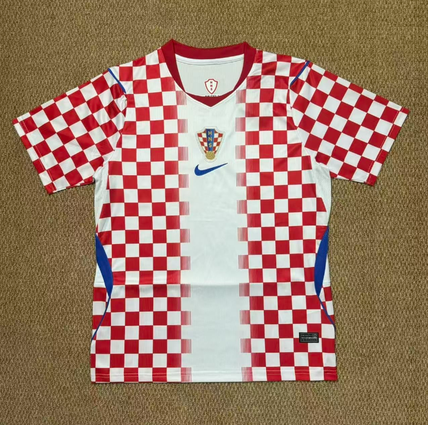 Fans Version 26/27 Croatia home