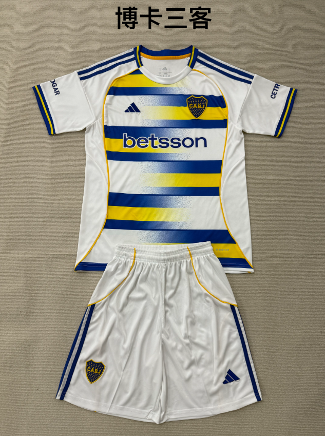 Adults kits 26/27 Boca Three away