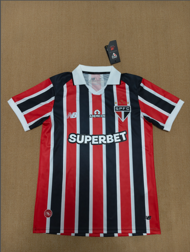 Fans Version 26/27 Sao Paulo away