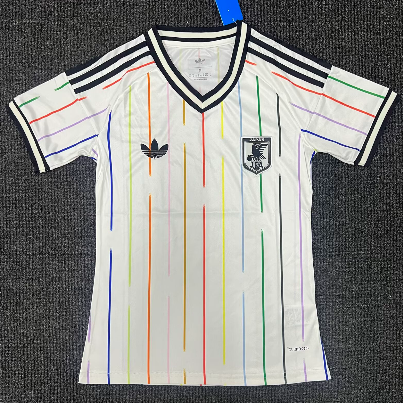 Fans Version 26/27 Japanese away women