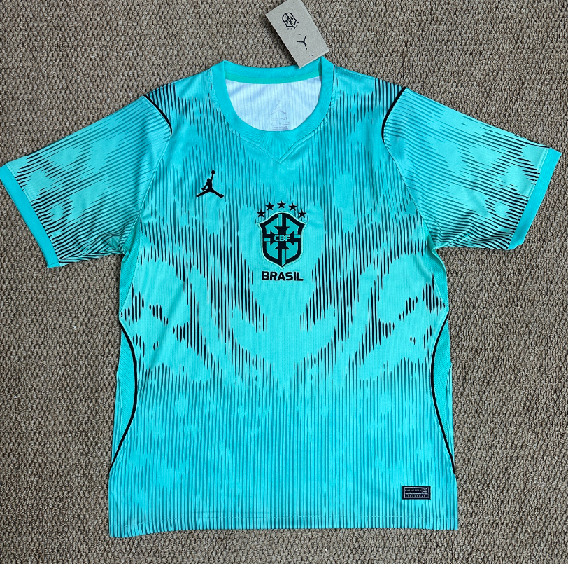 Fans Version 26/27 Brazilian Flying Man goalkeeper uniform