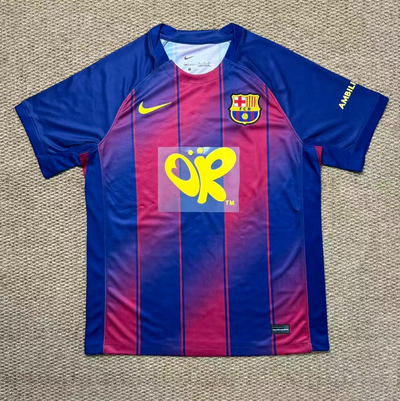 Fan version 26/27 Barcelona home special edition (with advertisement)