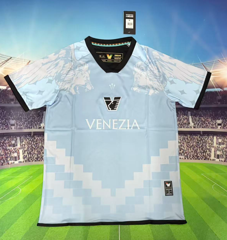 Fan version 26/27 Venice's fourth away