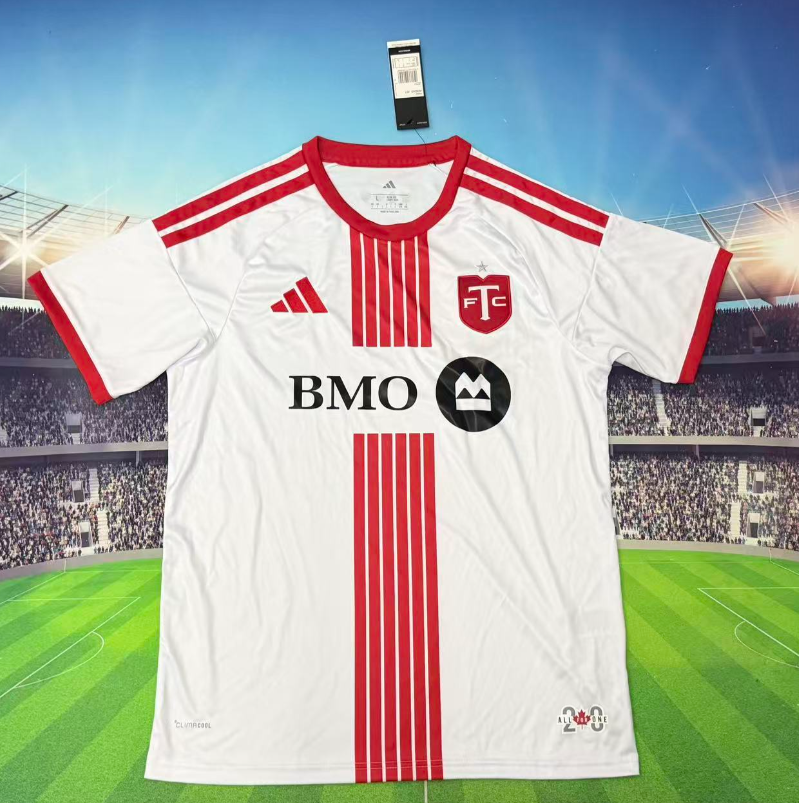 Fan version 26/27 Toronto away