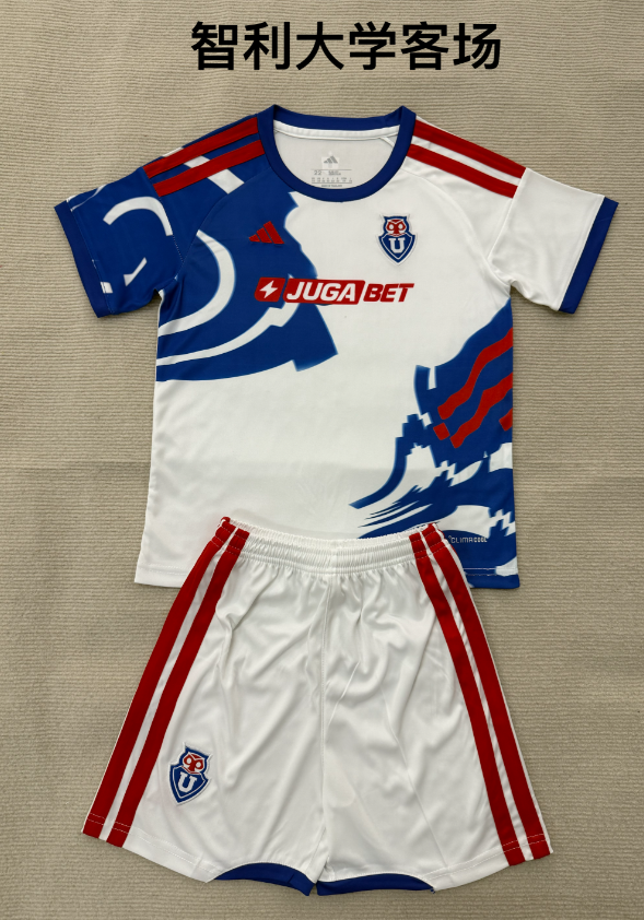 Adults kits 26/27 Chile University away