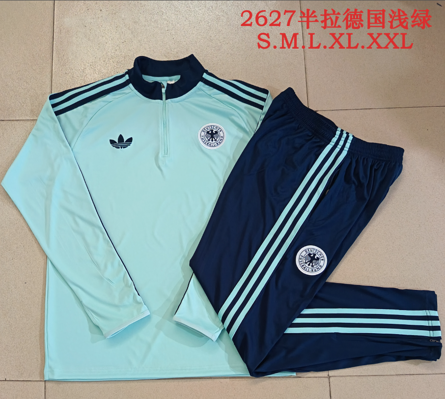 26/27 Half German light green Tracksuit