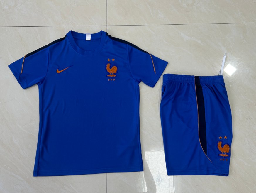 26/27 French Color Blue Adults Training Kits