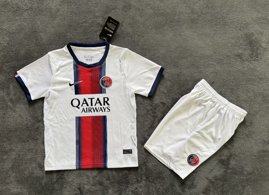 kids Kits 26/27 Paris away