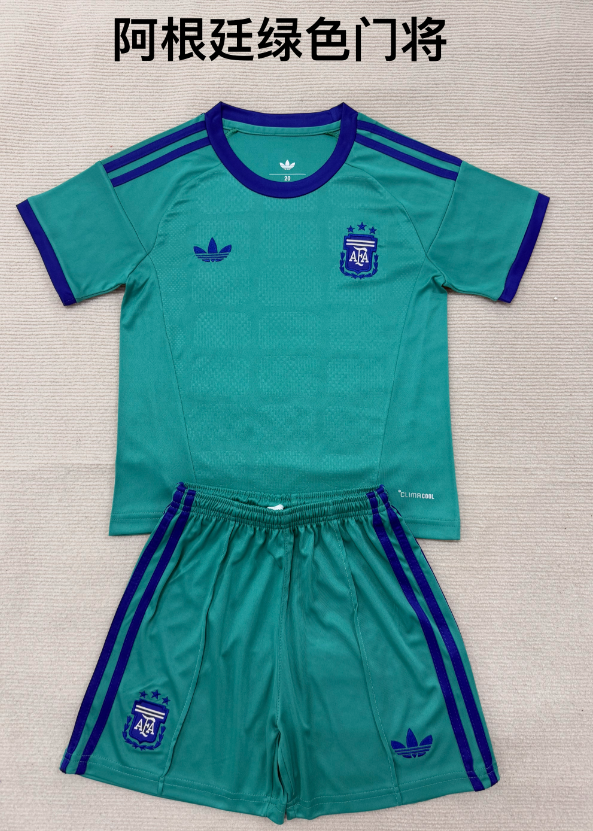 Adults kits 26/27 Argentine Green Goalkeeper