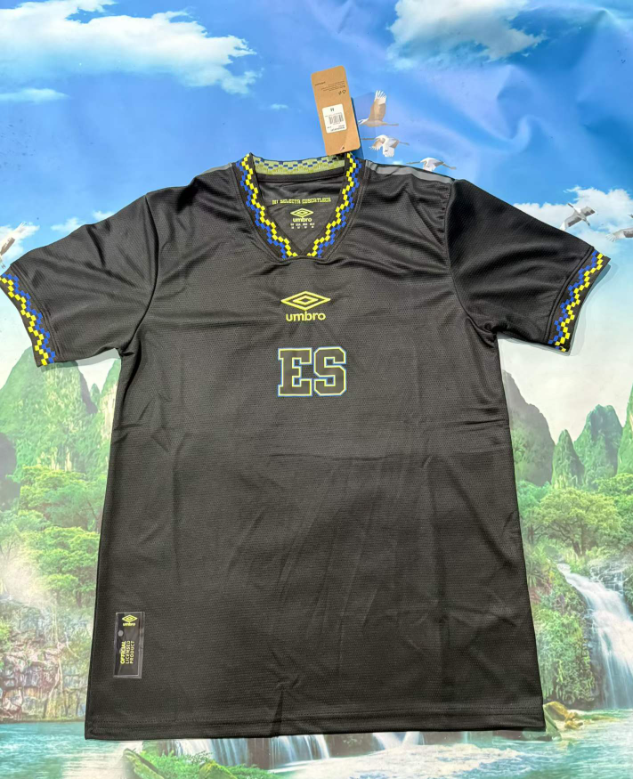 Fans Version 26/27 El Salvador black