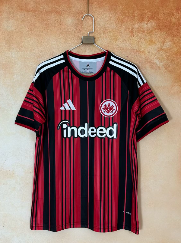 Fans Version 26/27 Frankfurt home