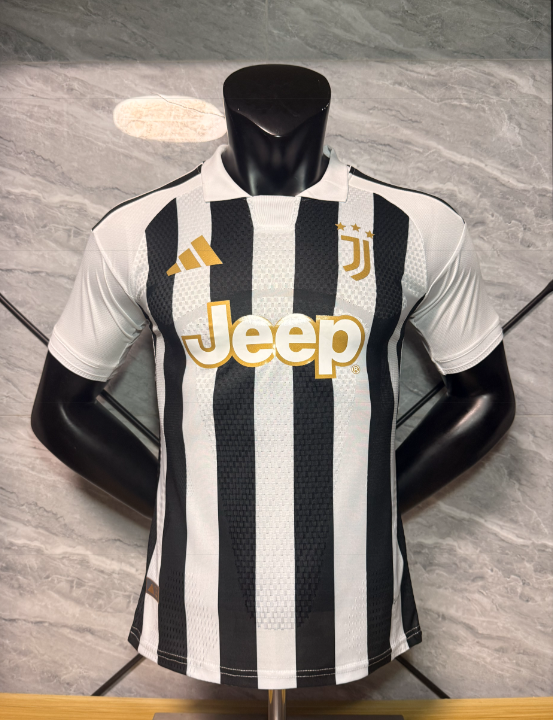 Player Version 26/27 Juventus home