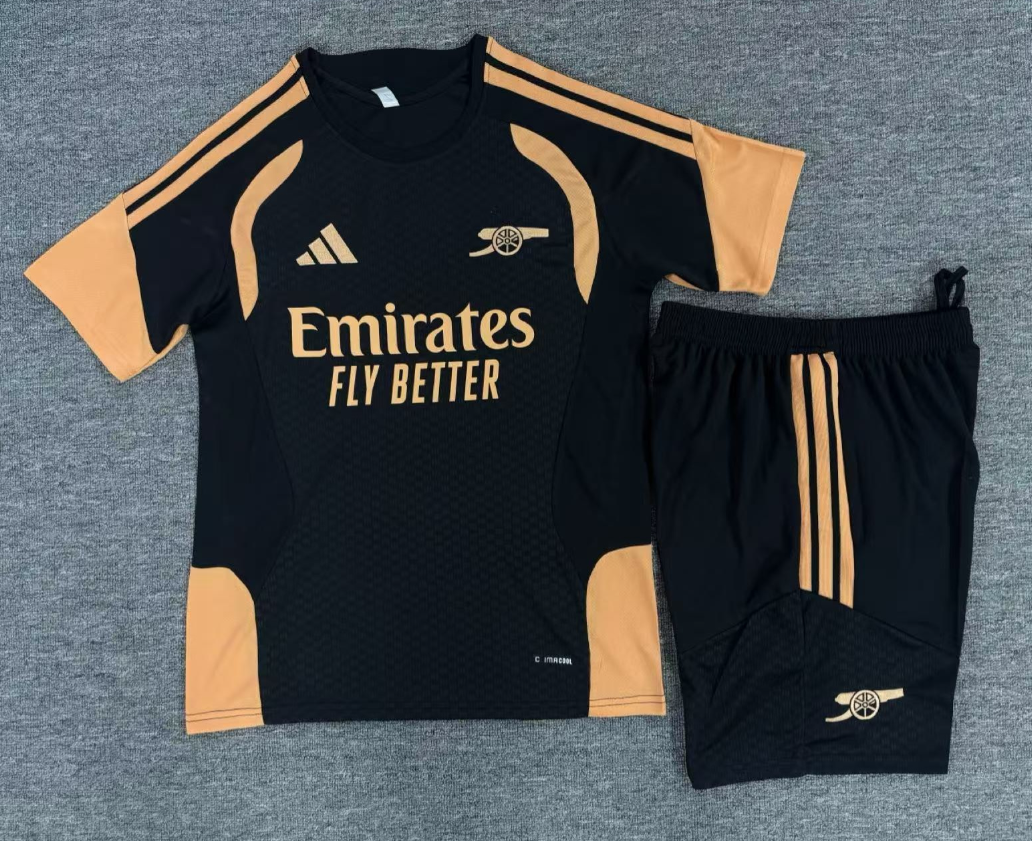 26/27 Arsenal Black Adults Training Kits