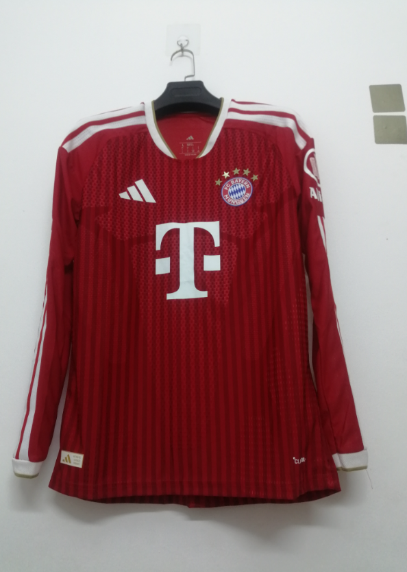 Player Version 26/27 Bayern Munchen home long sleeve 