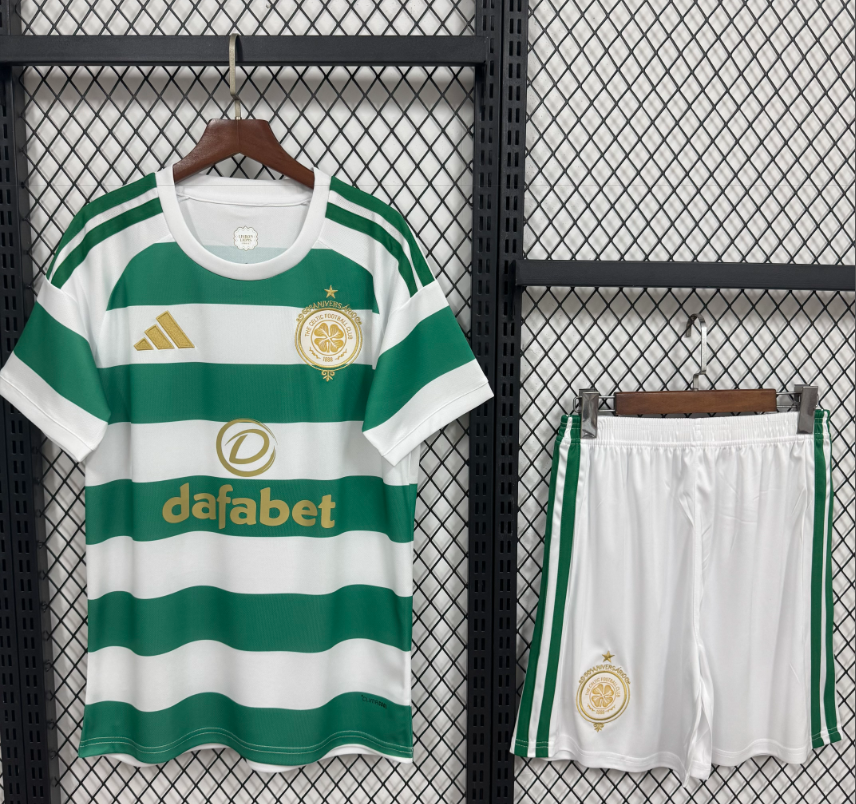 Adults kits 26/27 Celtic home 