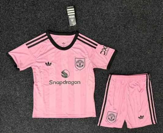  kids Kits 25/26 Manchester United