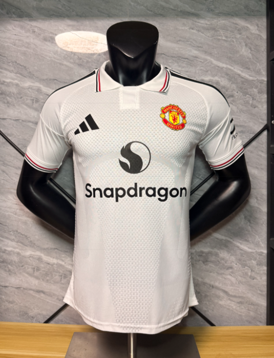 Player Version 26/27 Manchester United home simulation version white