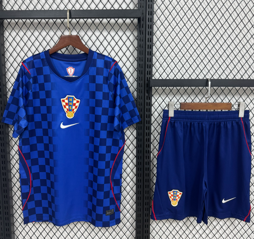 Adults kits 26/27 Croatia away