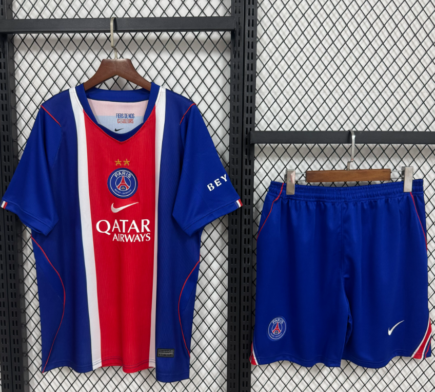 Adults kits 26/27 Paris Home Double star