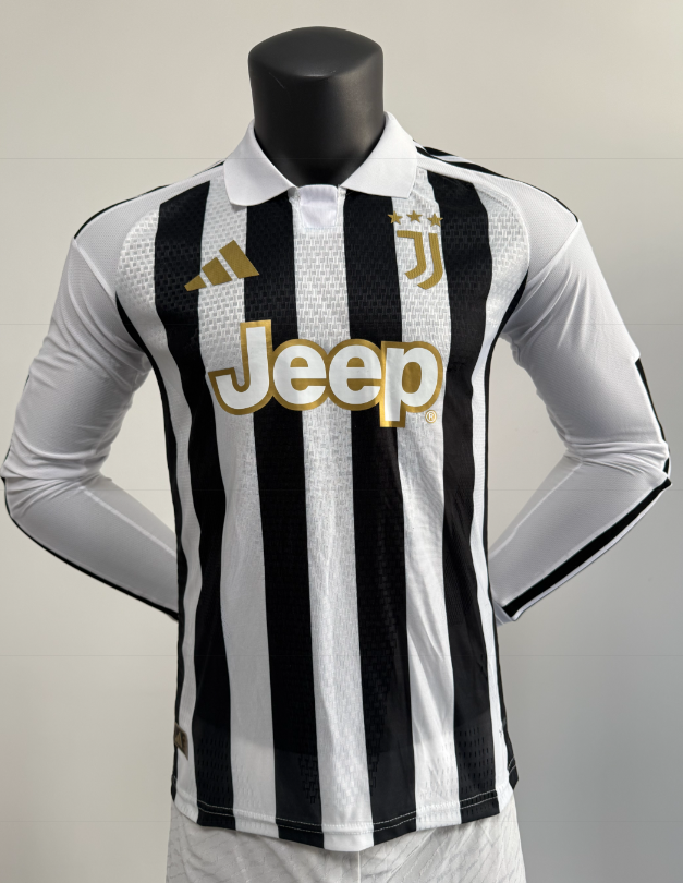 Player Version 26/27 Juventus home long sleeve