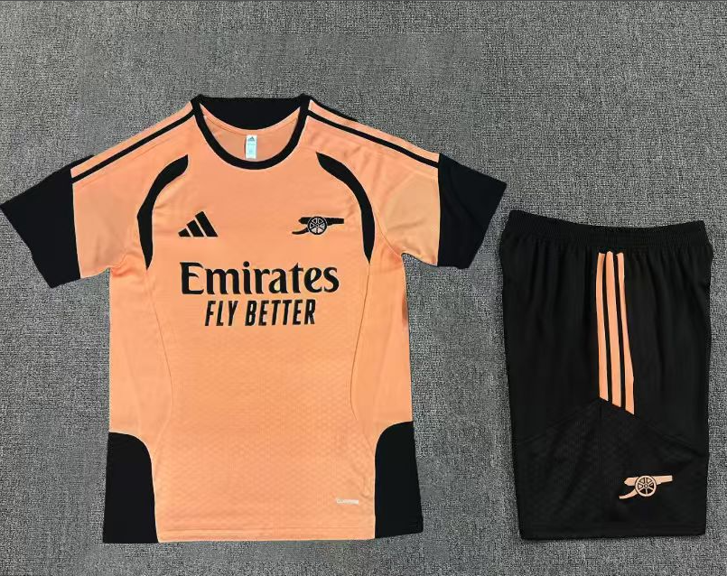 26/27 Adults short sleeves Arsenal orange Training Kits