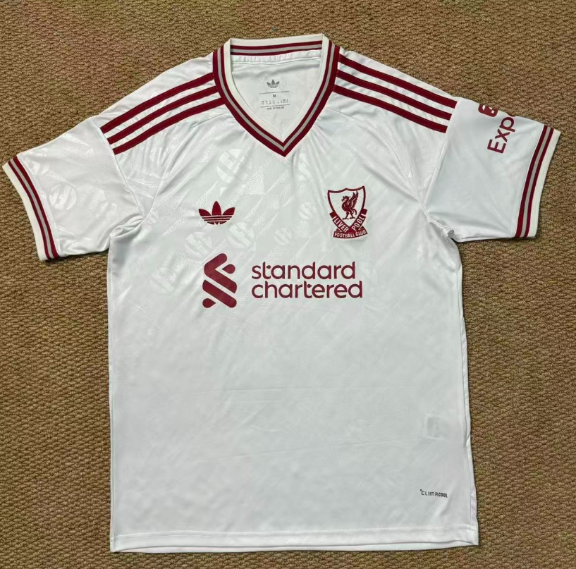 Fans Version 26/27 Liverpool away