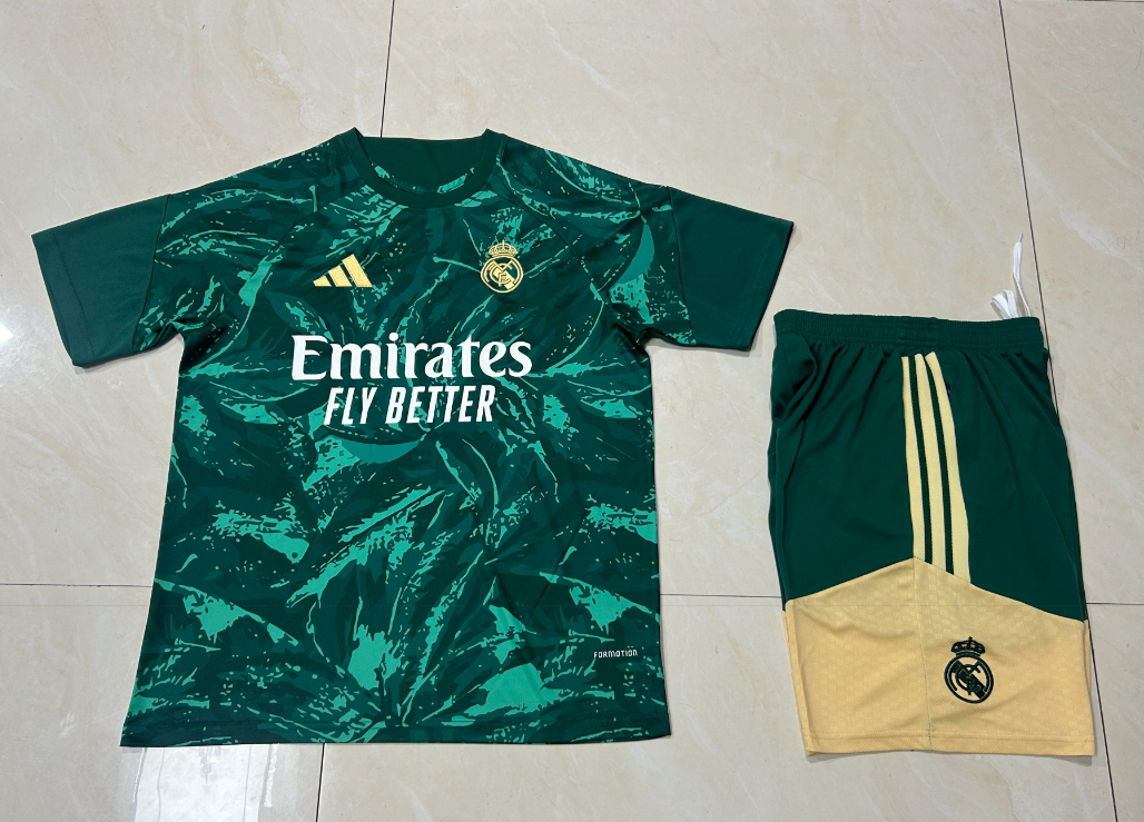 26/27 Kids Real Madrid Green Camouflage pattern Training Kits