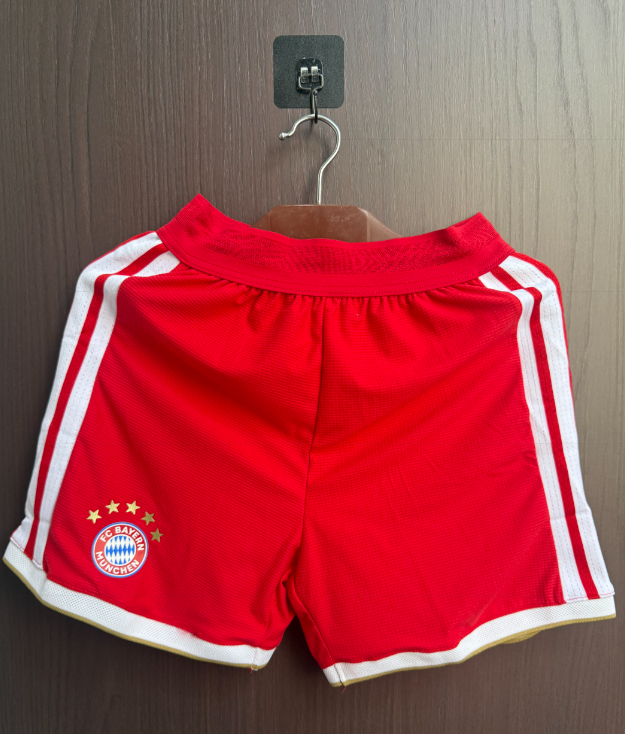 Player Version 26/27 Bayern Munchen Home shorts