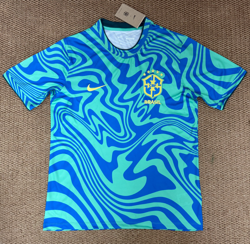 Fans Version 26/27 Brazil Performance outfit
