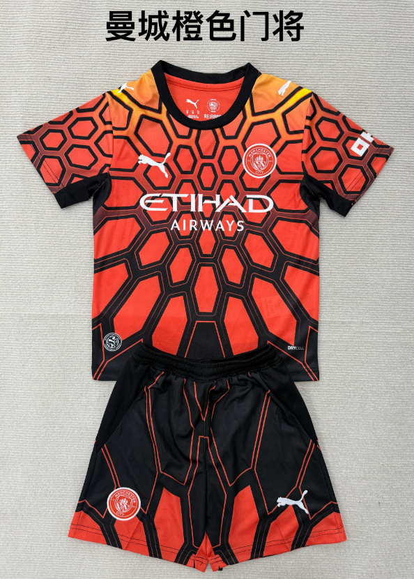 Adults kits 26/27 Manchester City Orange Goalkeeper