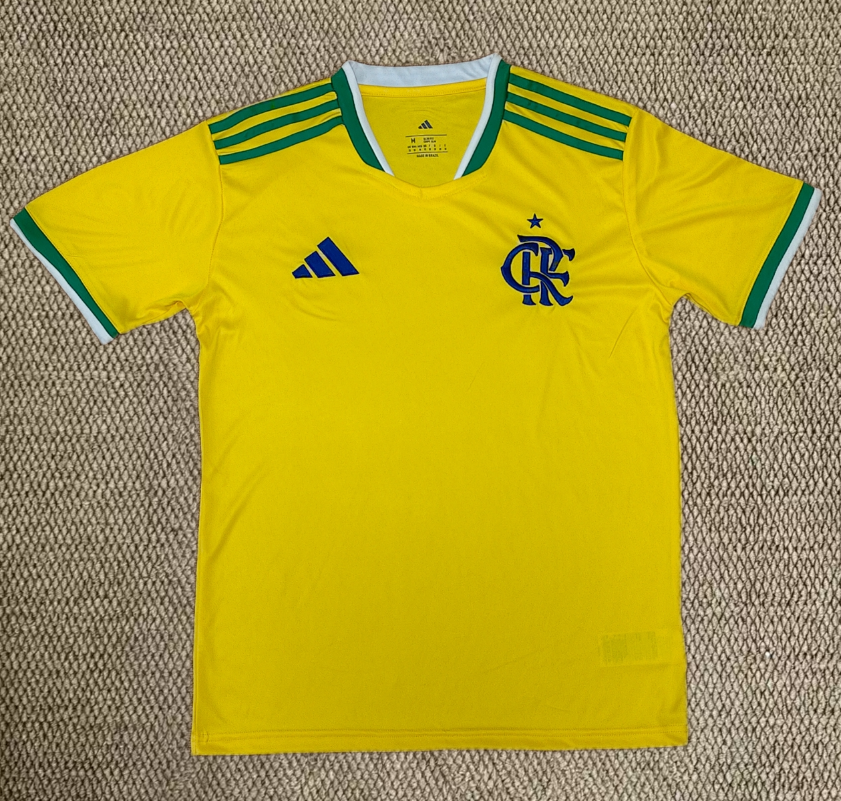 Fans Version 26/27 Flamengo yellow