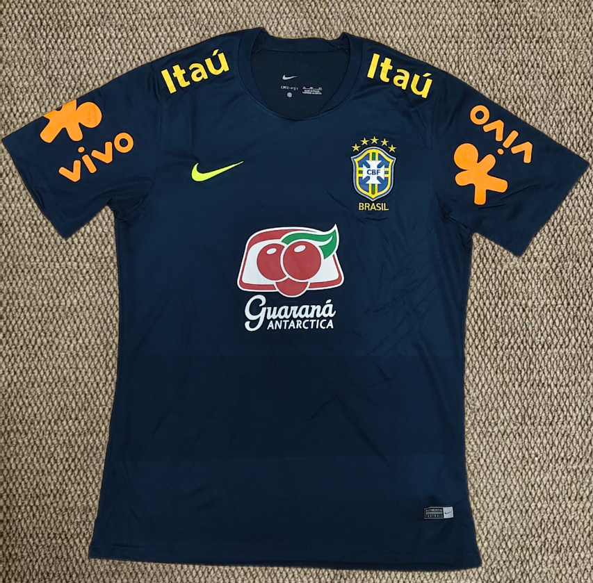 Fans Version 20/21 Brazil training suit