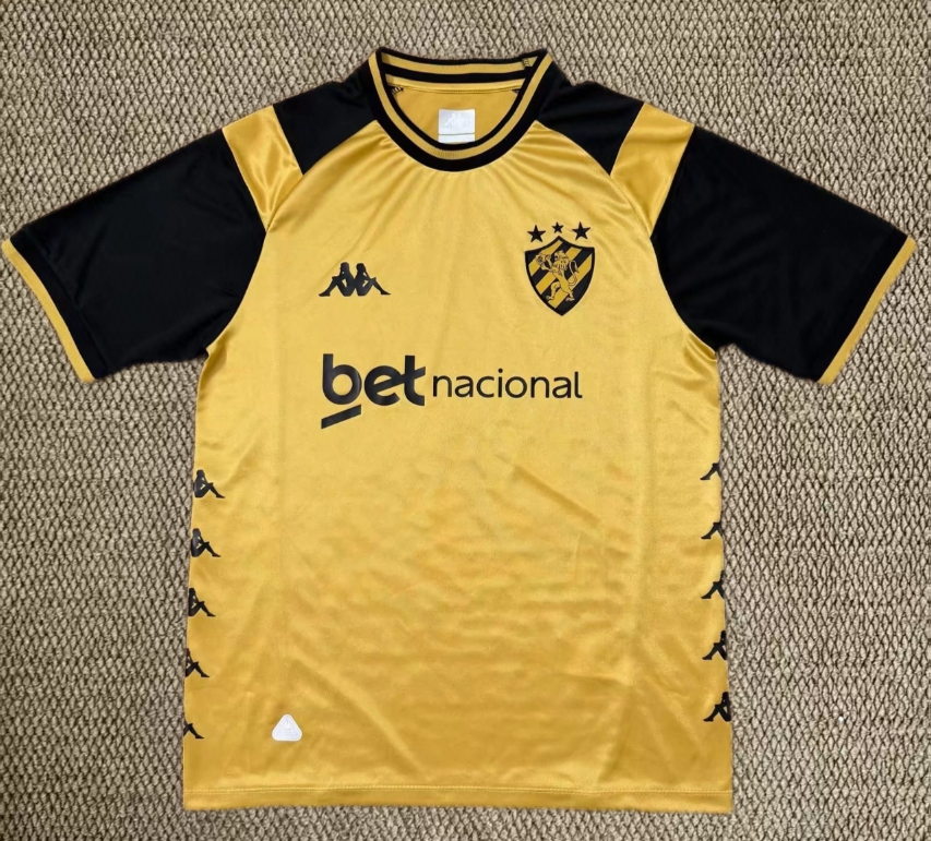 Fans Version 26/27 Recife away