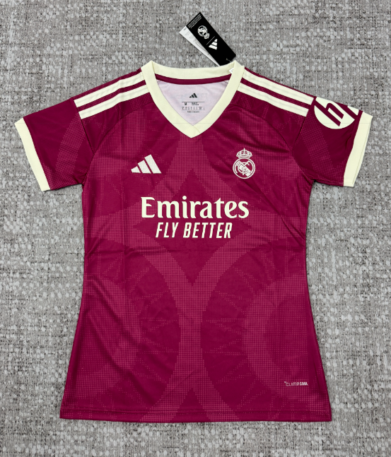 Fans Version 26/27 Real Madrid Second away women
