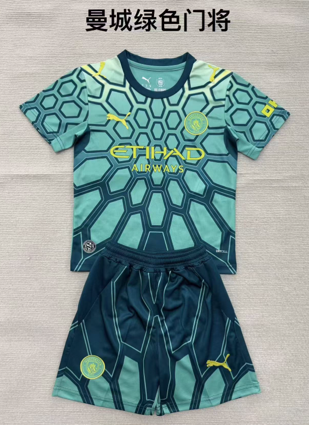 Adults kits 26/27 Manchester City green goalkeeper