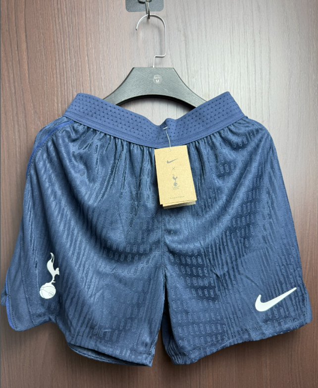 Player Version 26/27 Tottenham home shorts